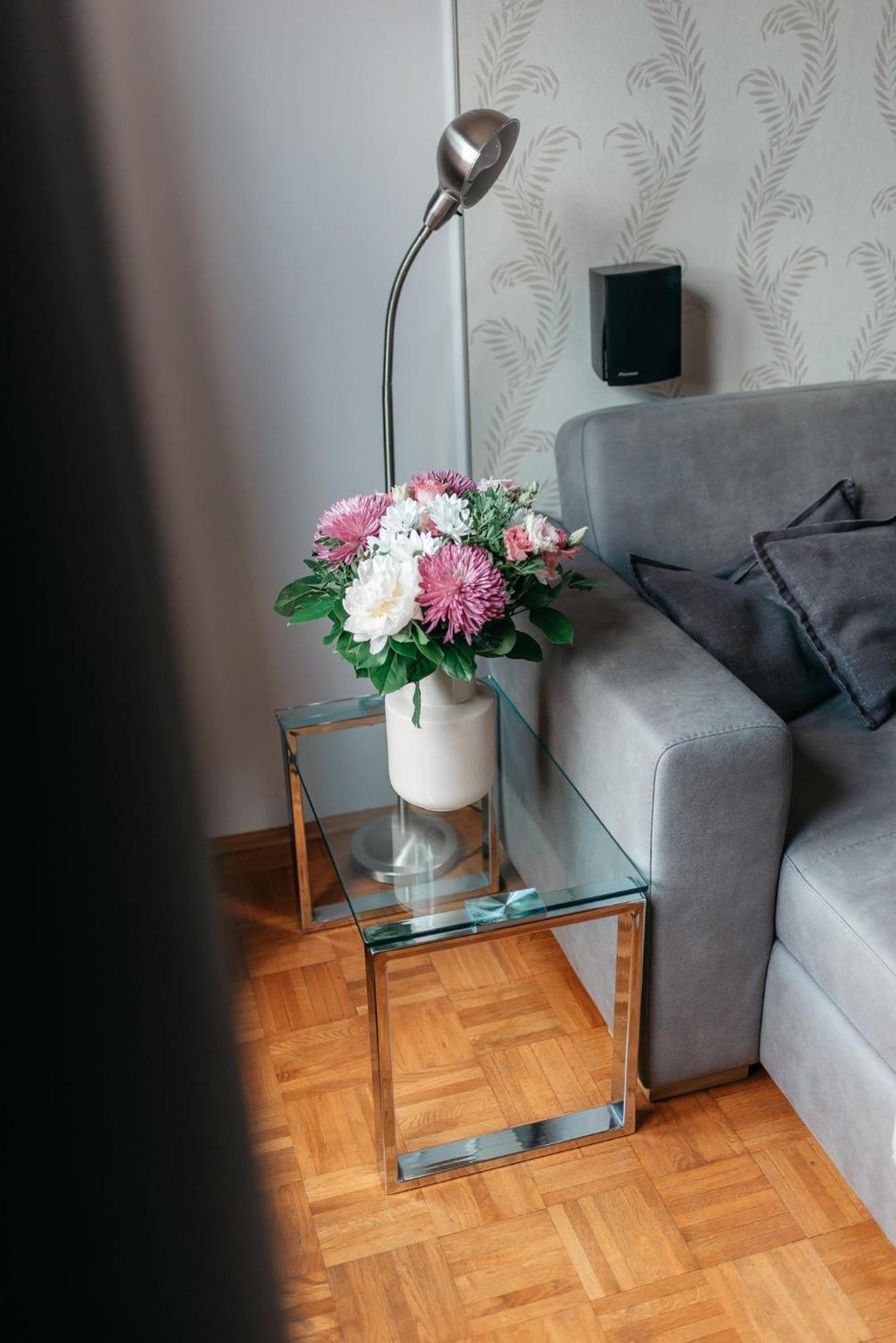Roy 2 Bdr Apartment With Prague Castle View, Parking & Ac 外观 照片